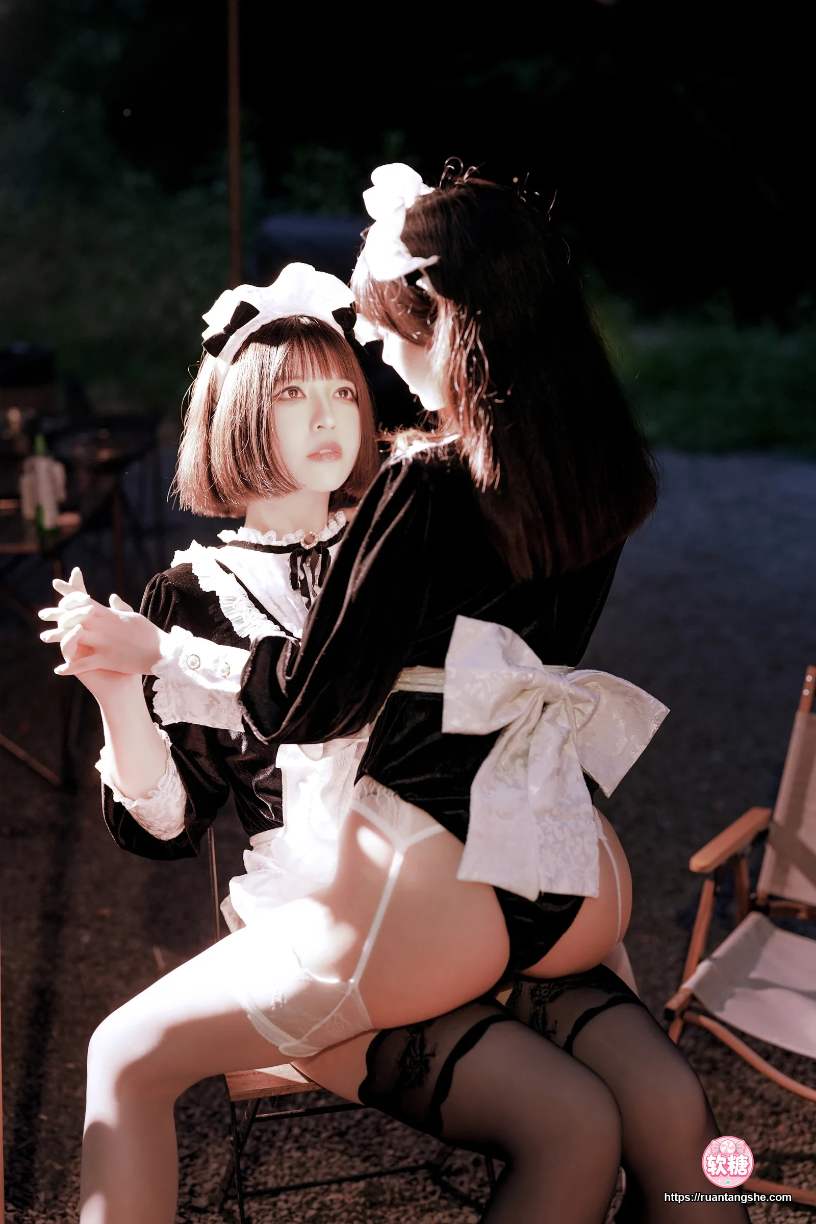 面饼仙儿 面饼仙儿 NO.124 - メイド姉妹(&半半子 BANBANKO)