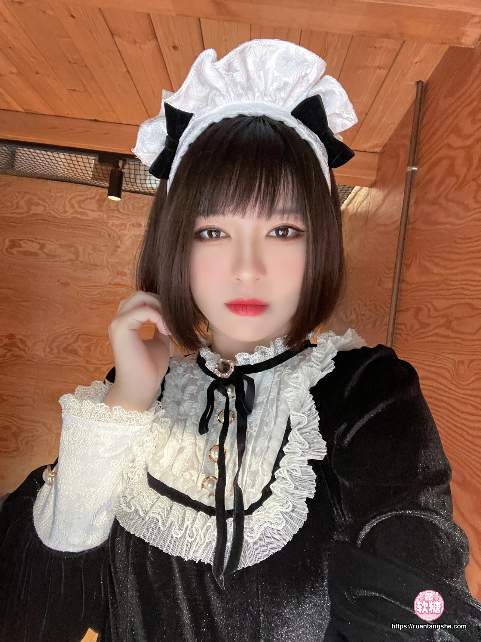 面饼仙儿 面饼仙儿 NO.124 - メイド姉妹(&半半子 BANBANKO)