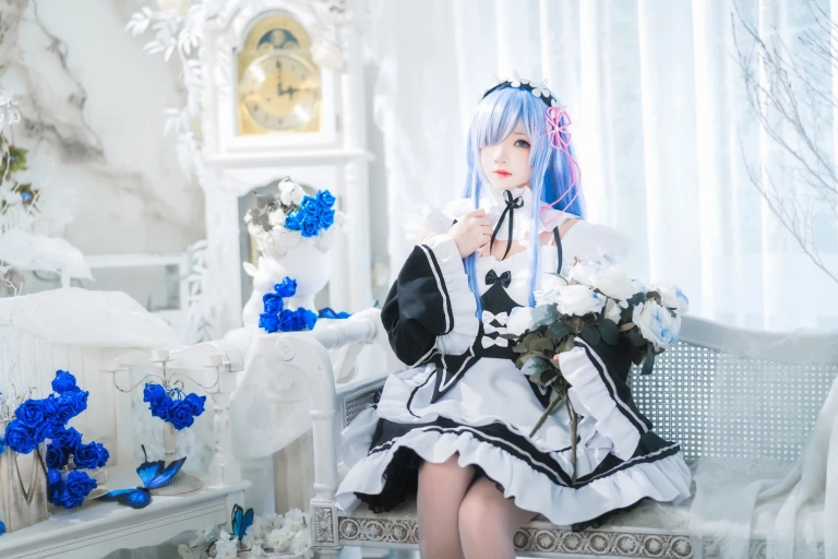 桜桃喵《长发蕾姆01》写真图集 45P｜在线预览与图包下载