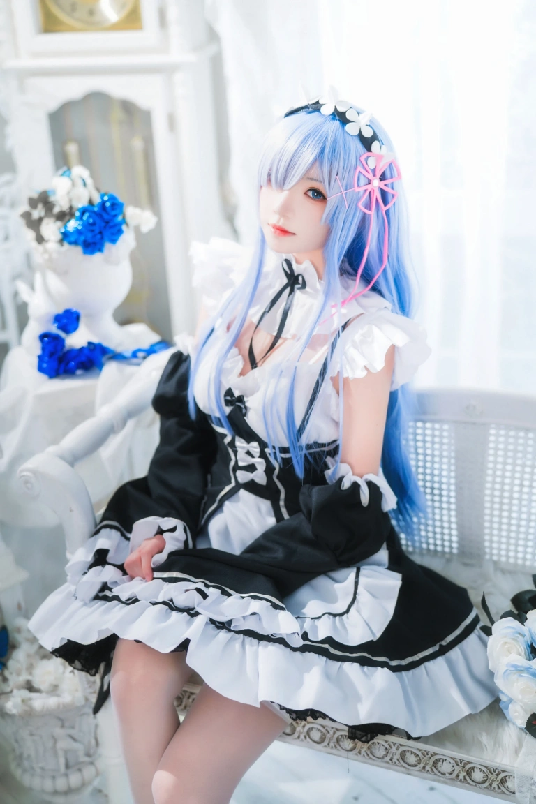 桜桃喵《长发蕾姆01》写真图集 45P｜在线预览与图包下载
