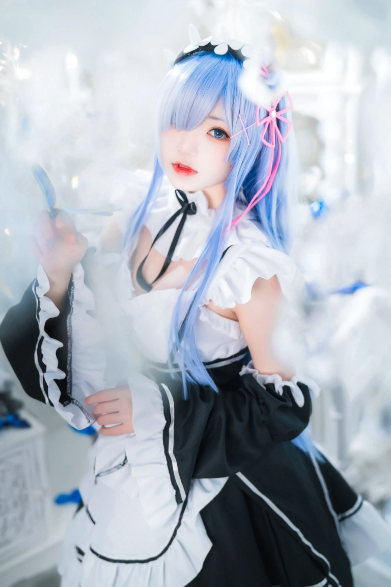 桜桃喵《长发蕾姆02》写真图集 44P｜在线预览与图包下载