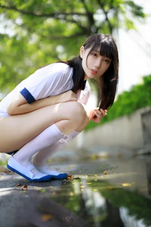 周叽是可爱兔兔《体操服》写真图集 31P｜在线预览与图包下载