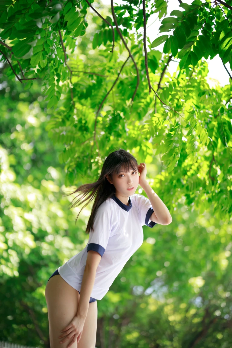 周叽是可爱兔兔《体操服》写真图集 31P｜在线预览与图包下载