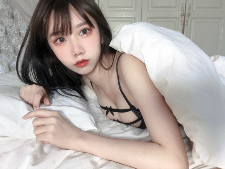 果咩酱《男友视角》写真图集 35P｜在线预览与图包下载