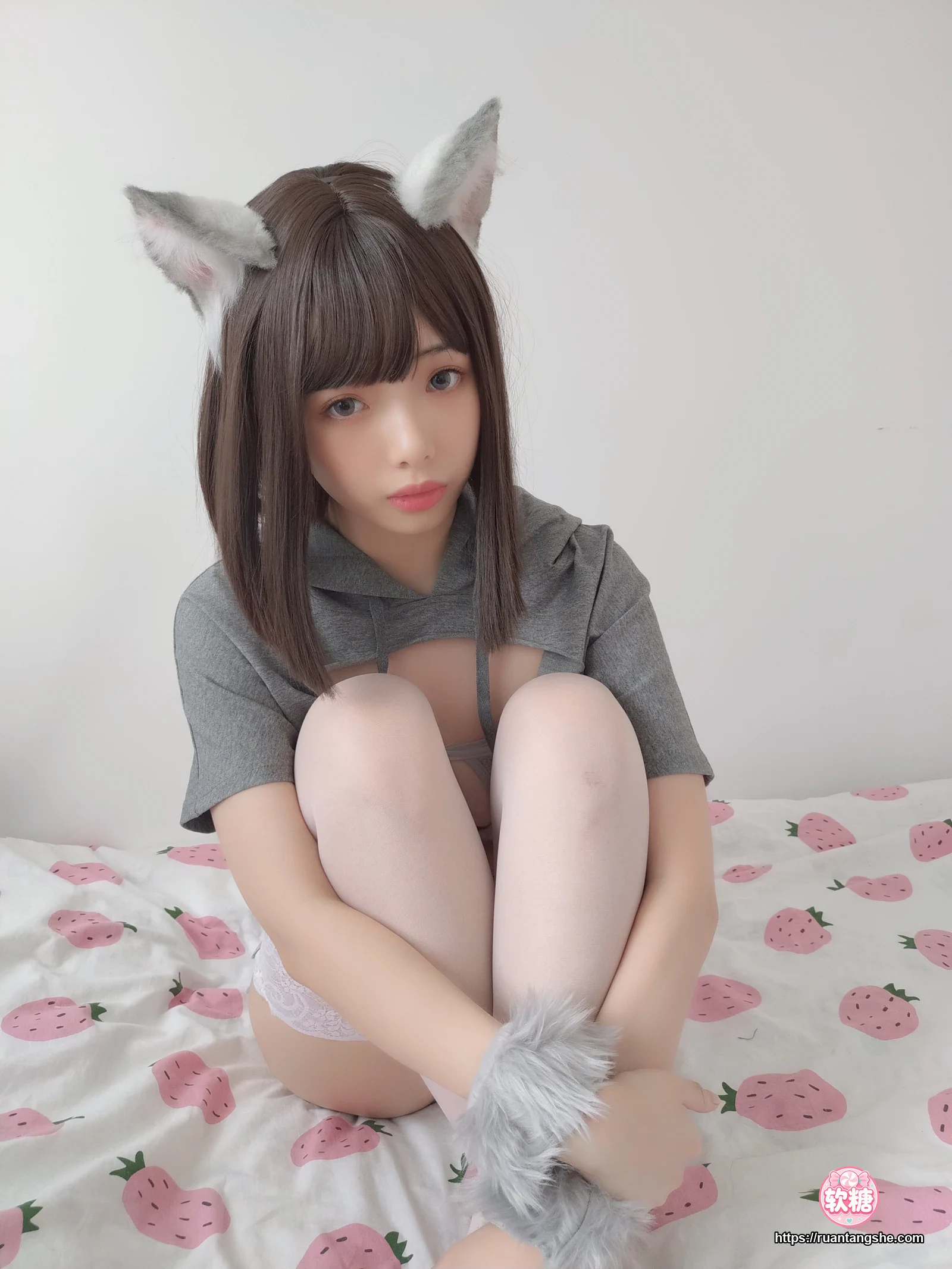 雯仔不讲道理 雯仔不讲道理 NO.12 - 灰色兽耳猫娘