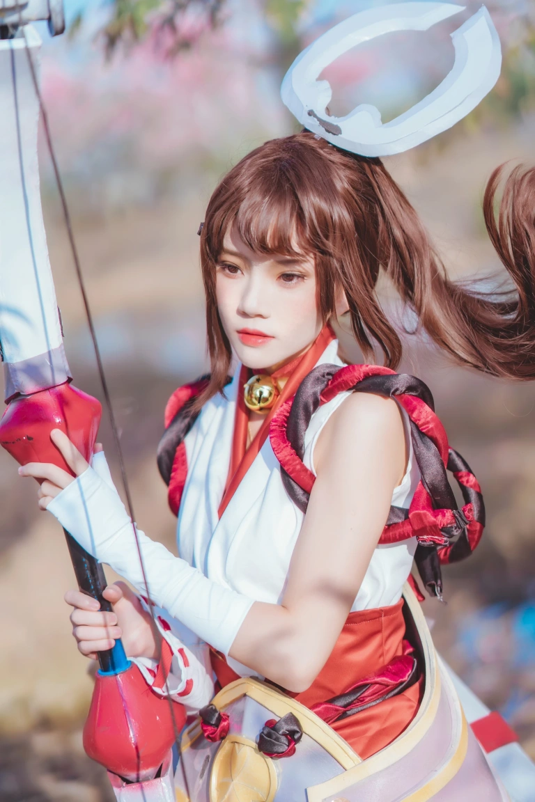 桜桃喵《花见巫女》写真图集 32P｜在线预览与图包下载