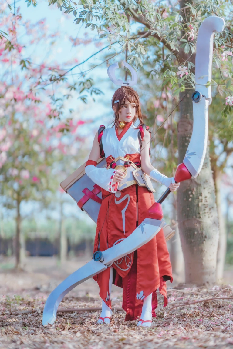 桜桃喵《花见巫女》写真图集 32P｜在线预览与图包下载