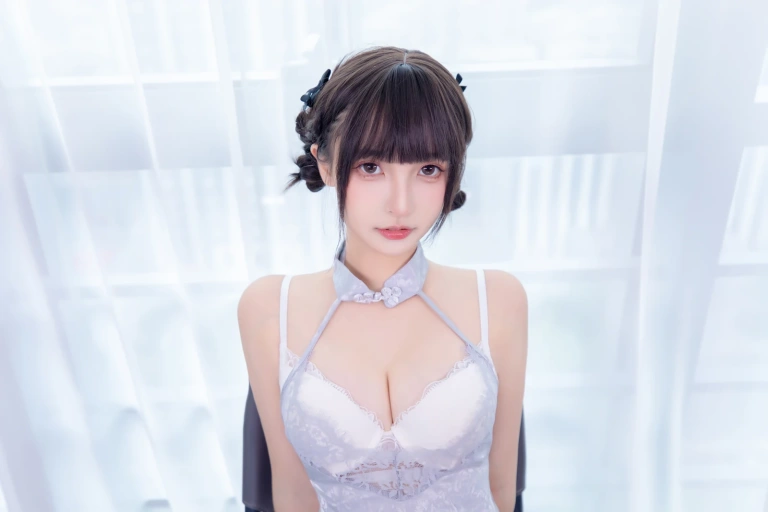 神楽坂真冬《第四季 序号37：《雪糕小姐》》写真图集 75P｜在线预览与图包下载