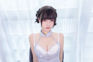 神楽坂真冬《第四季 序号37：《雪糕小姐》》写真图集 75P｜在线预览与图包下载