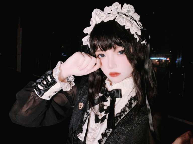 桜桃喵《Doll》写真图集 18P｜在线预览与图包下载