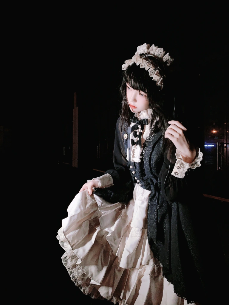 桜桃喵《Doll》写真图集 18P｜在线预览与图包下载