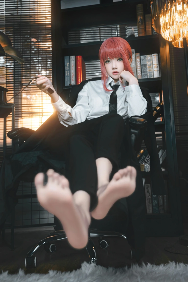 桜桃喵《玛奇玛》写真图集 38P｜在线预览与图包下载