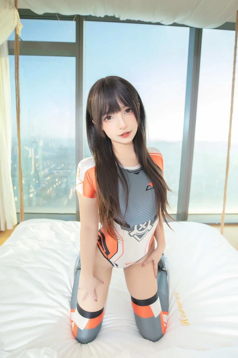 神楽坂真冬《第五季 序号7：《危险驾驶》》写真图集 75P+2V｜在线预览与图包下载