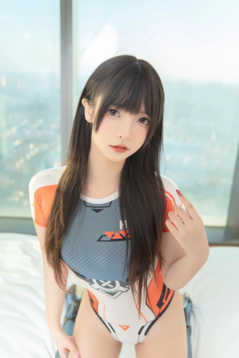 神楽坂真冬《第五季 序号7：《危险驾驶》》写真图集 75P+2V｜在线预览与图包下载