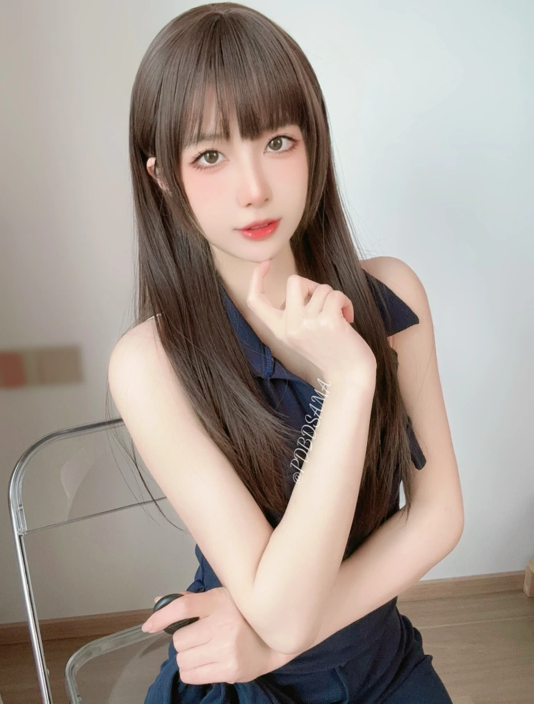 布丁大法《香喷喷肉丝》写真图集 25P+3V｜在线预览与图包下载