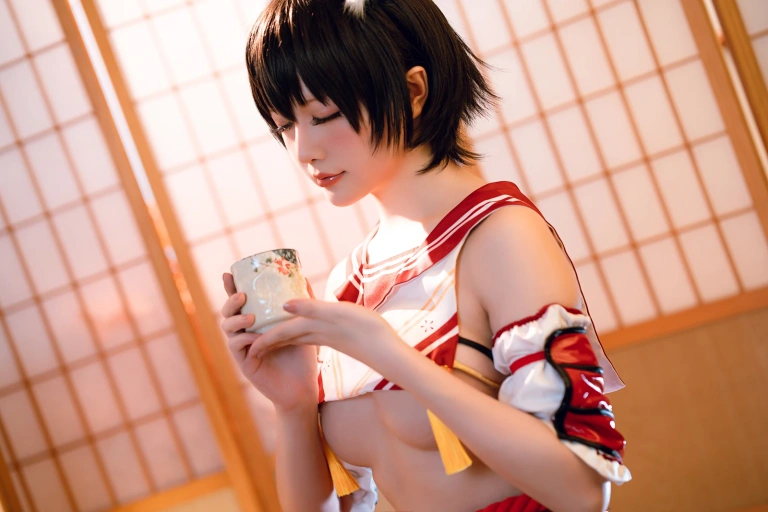星之迟迟《2021年正片合集 春日椿》写真图集 43P｜在线预览与图包下载