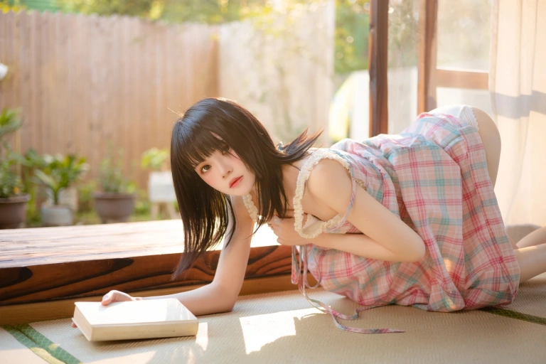 桜桃喵《果夏 桃子》写真图集 48P｜在线预览与图包下载