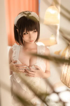 蠢沫沫《沫沫真爱版 爱心围裙》写真图集 50P｜在线预览与图包下载