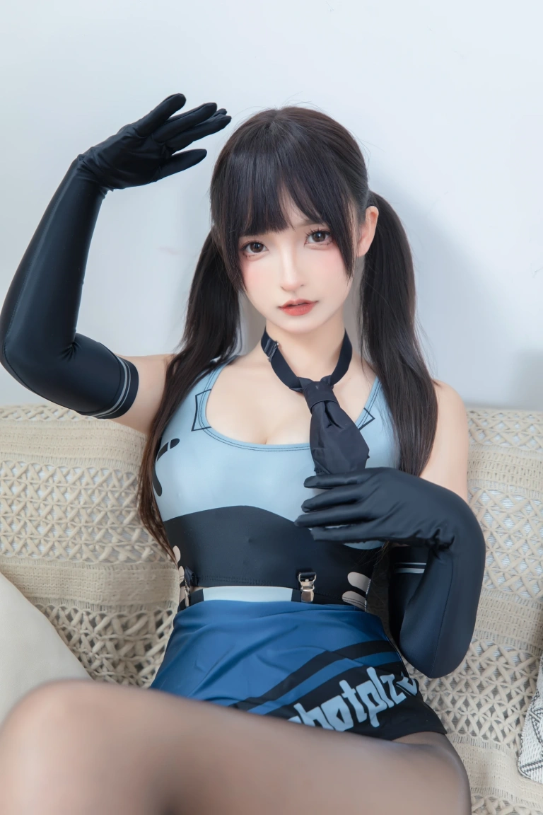 神楽坂真冬《第五季 序号9：《劝导检查》》写真图集 75P+2V｜在线预览与图包下载