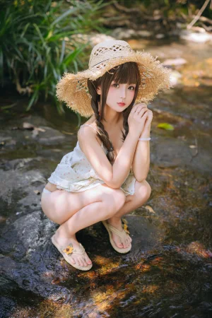 日奈娇(椎名莜)《山野间》写真图集 180P｜在线预览与图包下载
