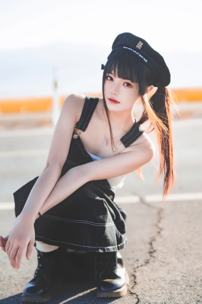 桜桃喵《果夏 遥》写真图集 20P｜在线预览与图包下载