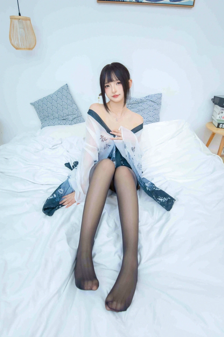 神楽坂真冬《第五季 序号13：《蓬山夜吟》》写真图集 75P+2V｜在线预览与图包下载