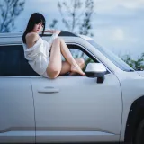 桜桃喵《车车》写真图集 15P｜在线预览与图包下载