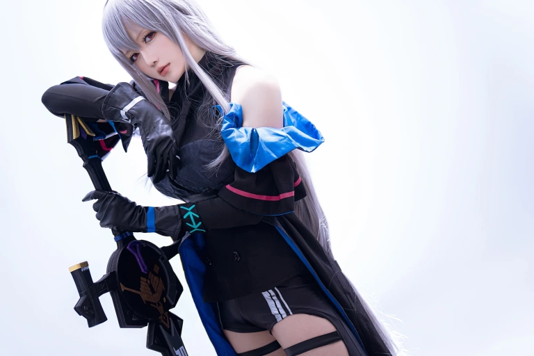 星之迟迟《2021年正片合集 斯卡蒂》写真图集 19P｜在线预览与图包下载