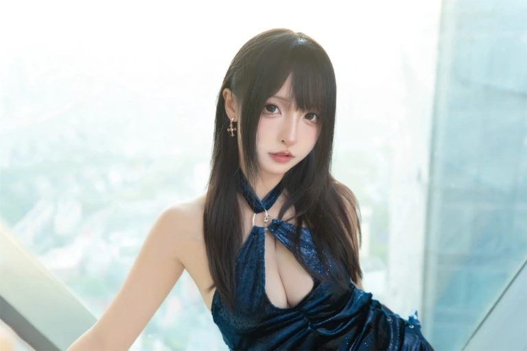 神楽坂真冬《第五季 序号17：《蓝衣旗袍》》写真图集 75P+2V｜在线预览与图包下载