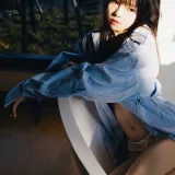 桜桃喵《蓝衬衫》写真图集 44P｜在线预览与图包下载