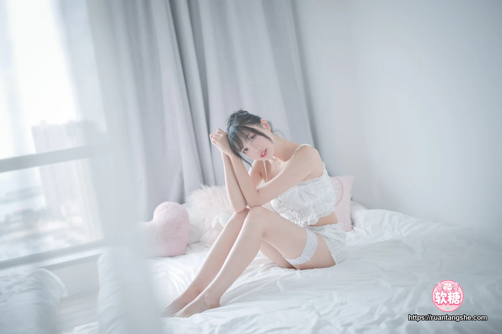 周叽是可爱兔兔 周叽是可爱兔兔 NO.15 - 白色睡衣