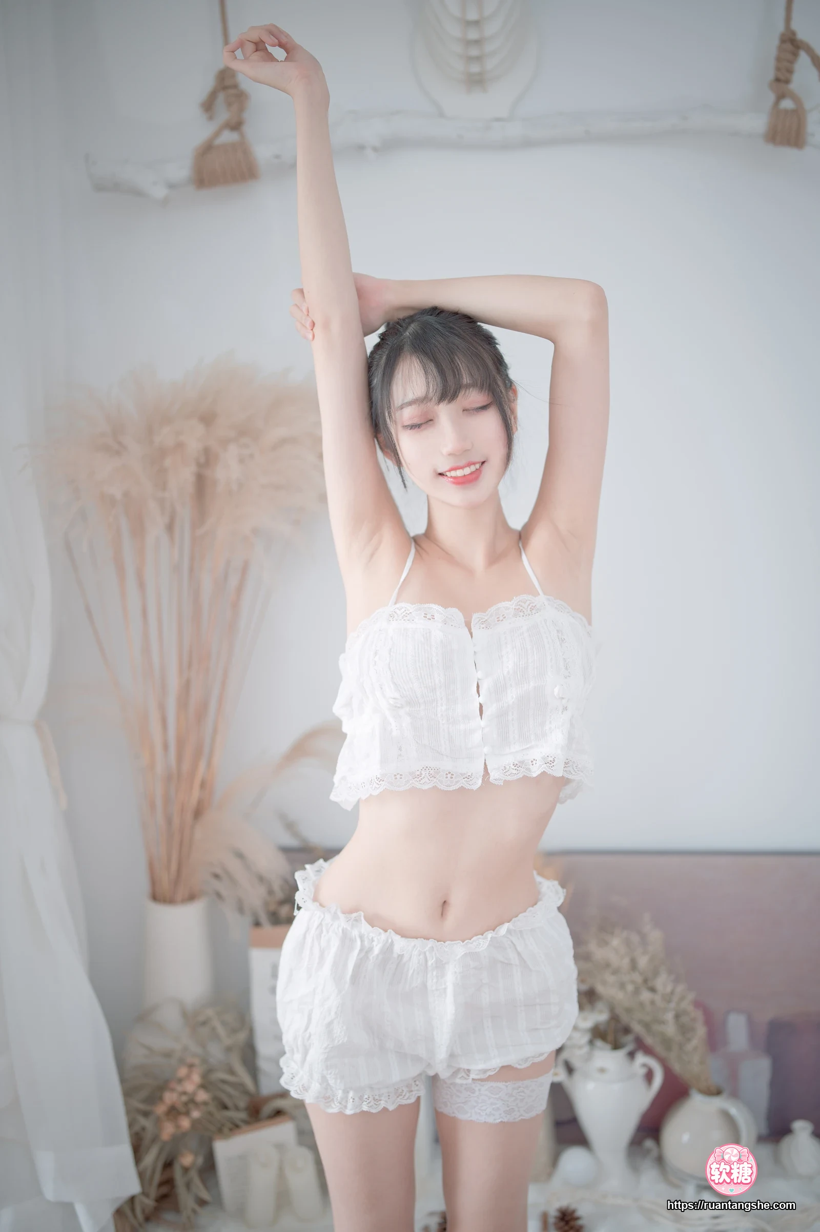 周叽是可爱兔兔 周叽是可爱兔兔 NO.15 - 白色睡衣