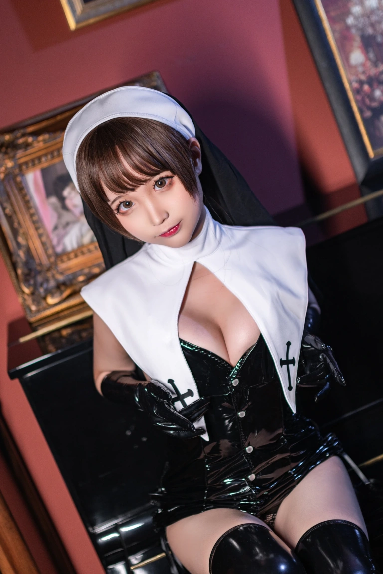 蠢沫沫《沫沫真爱版 魅-皮修女》写真图集 40P｜在线预览与图包下载