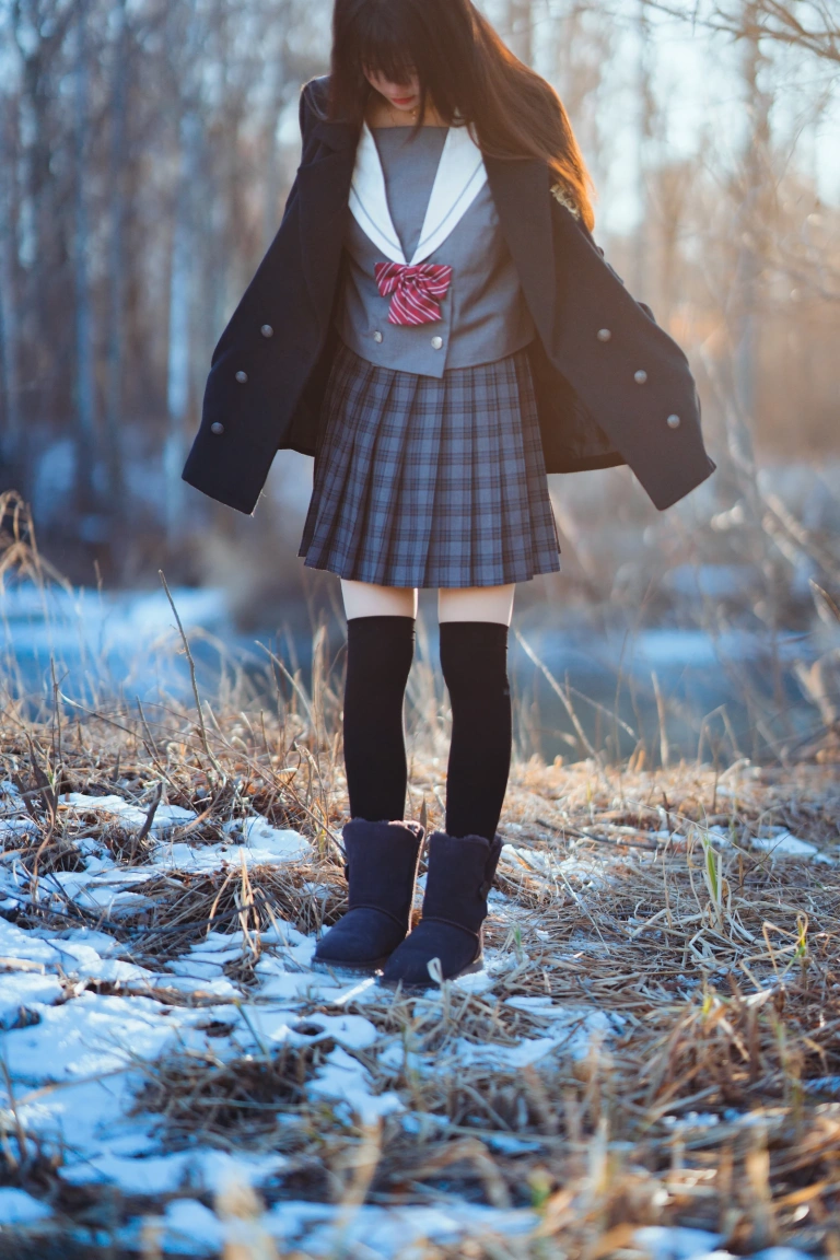 桜桃喵《2023年12月 融雪》写真图集 14P｜在线预览与图包下载
