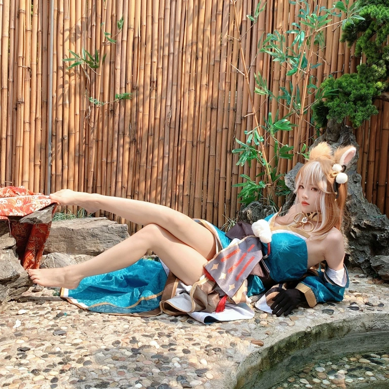 桜桃喵《2023年12月 希娜小姐》写真图集 46P+2V｜在线预览与图包下载