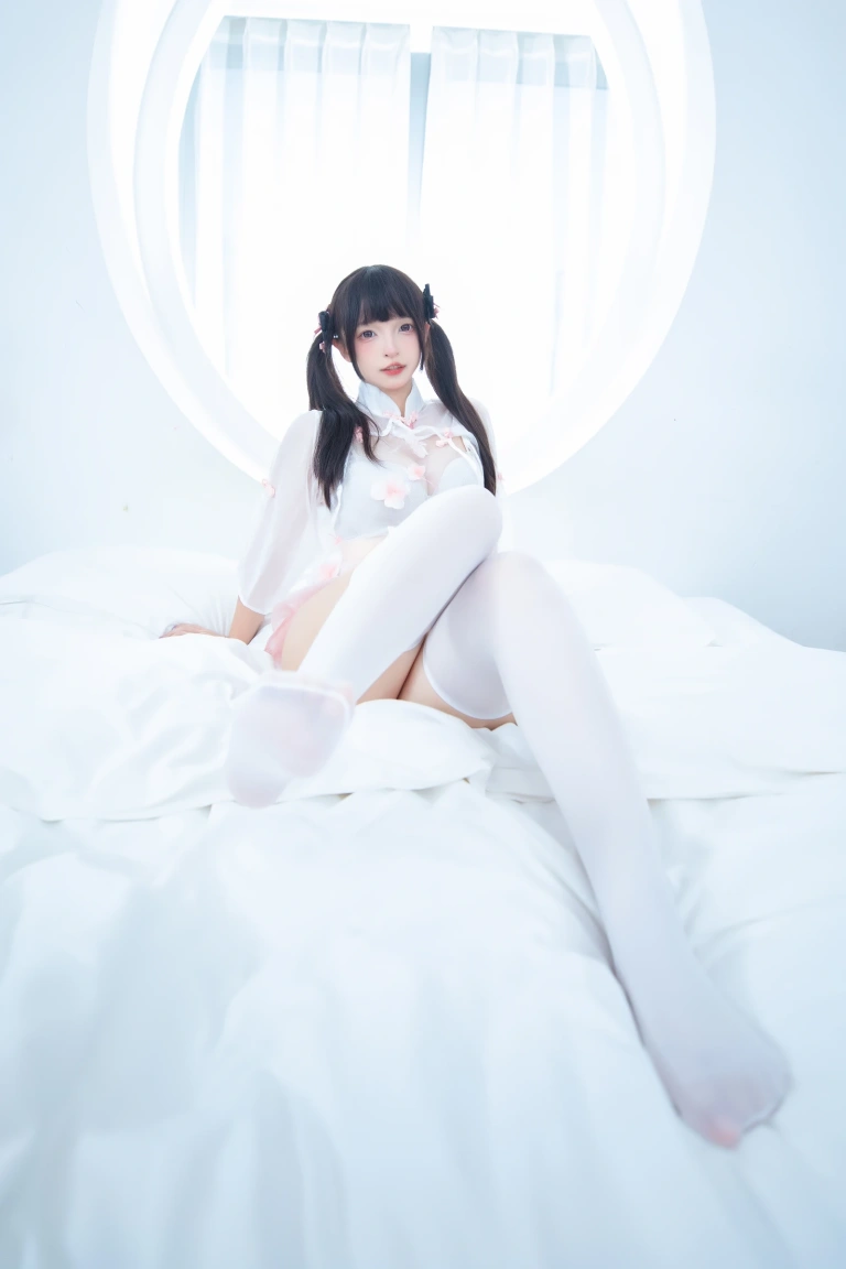 神楽坂真冬《第五季 序号33：《蜜桃雪糕》》写真图集 75P+2V｜在线预览与图包下载