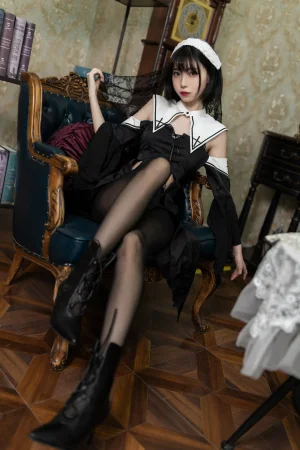 许岚《修女黑丝》写真图集 40P｜在线预览与图包下载
