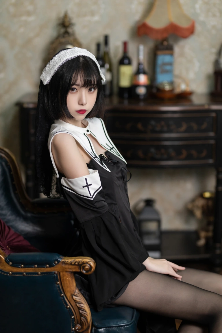许岚《修女黑丝》写真图集 40P｜在线预览与图包下载