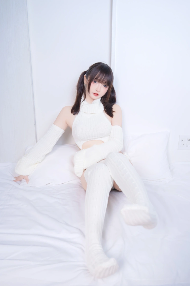 神楽坂真冬《第五季 序号36：《斩男毛衣》》写真图集 75P+2V｜在线预览与图包下载