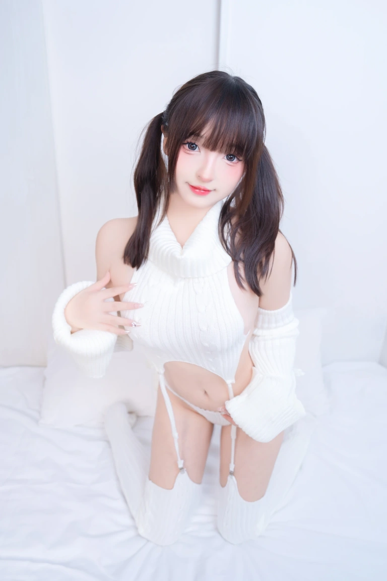 神楽坂真冬《第五季 序号36：《斩男毛衣》》写真图集 75P+2V｜在线预览与图包下载