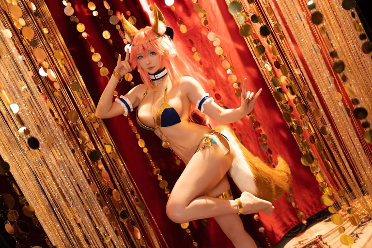 星之迟迟《2022月度计划 7月套图B FGO-玉藻前舞娘》写真图集 36P｜在线预览与图包下载