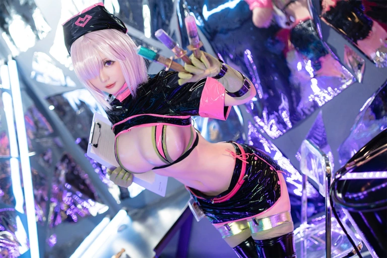 星之迟迟《2022年正片合集 玛修同人护士》写真图集 100P｜在线预览与图包下载