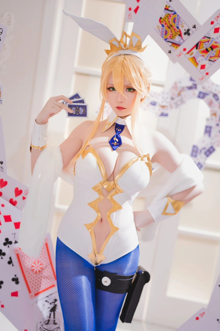星之迟迟《FGO狮子王》写真图集 22P｜在线预览与图包下载