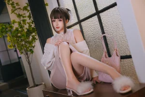 日奈娇(椎名莜)《下属的太太》写真图集 181P+8V｜在线预览与图包下载