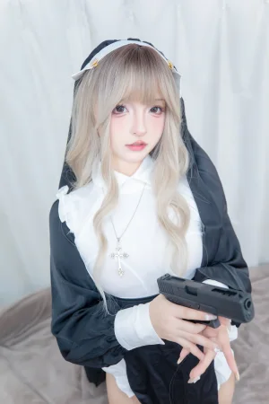 神楽坂真冬《第五季 序号49：《战斗修女》》写真图集 75P+2V｜在线预览与图包下载