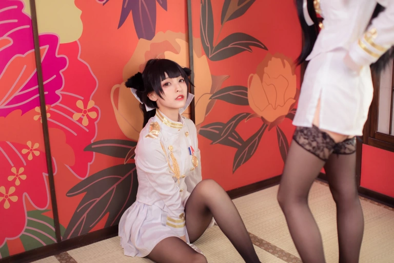 神楽坂真冬《指挥官很忙》写真图集 131P+1V｜在线预览与图包下载