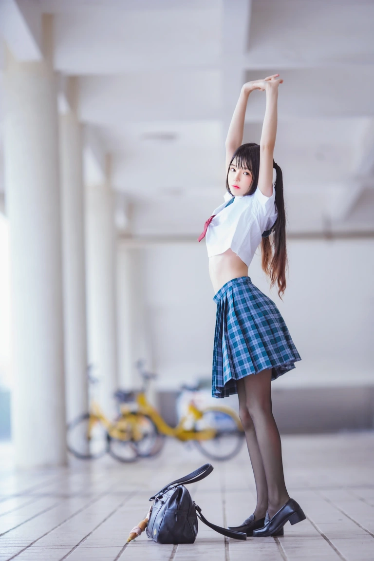 桜桃喵《雨恋》写真图集 28P｜在线预览与图包下载