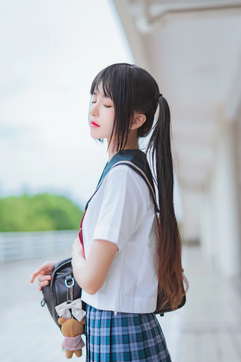 桜桃喵《雨恋》写真图集 28P｜在线预览与图包下载