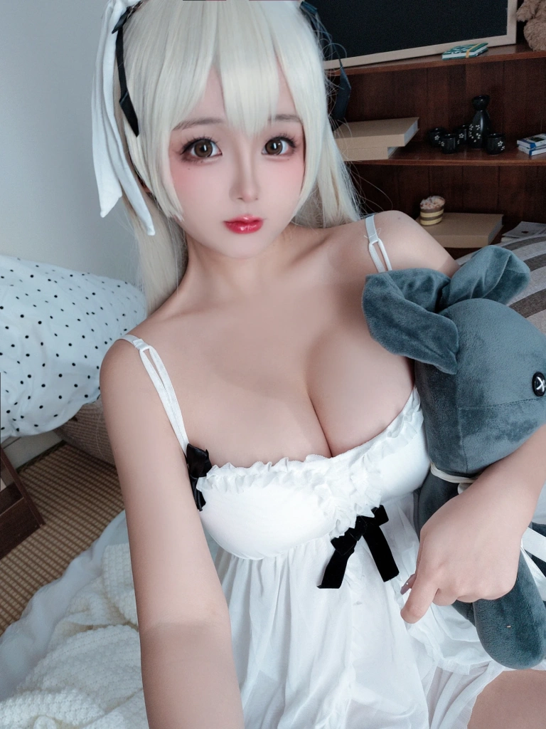 日奈娇(椎名莜)《穹妹自拍》写真图集 20P｜在线预览与图包下载
