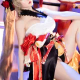 星之迟迟《碧蓝航线 让巴尔 舶刀》写真图集 43P｜在线预览与图包下载
